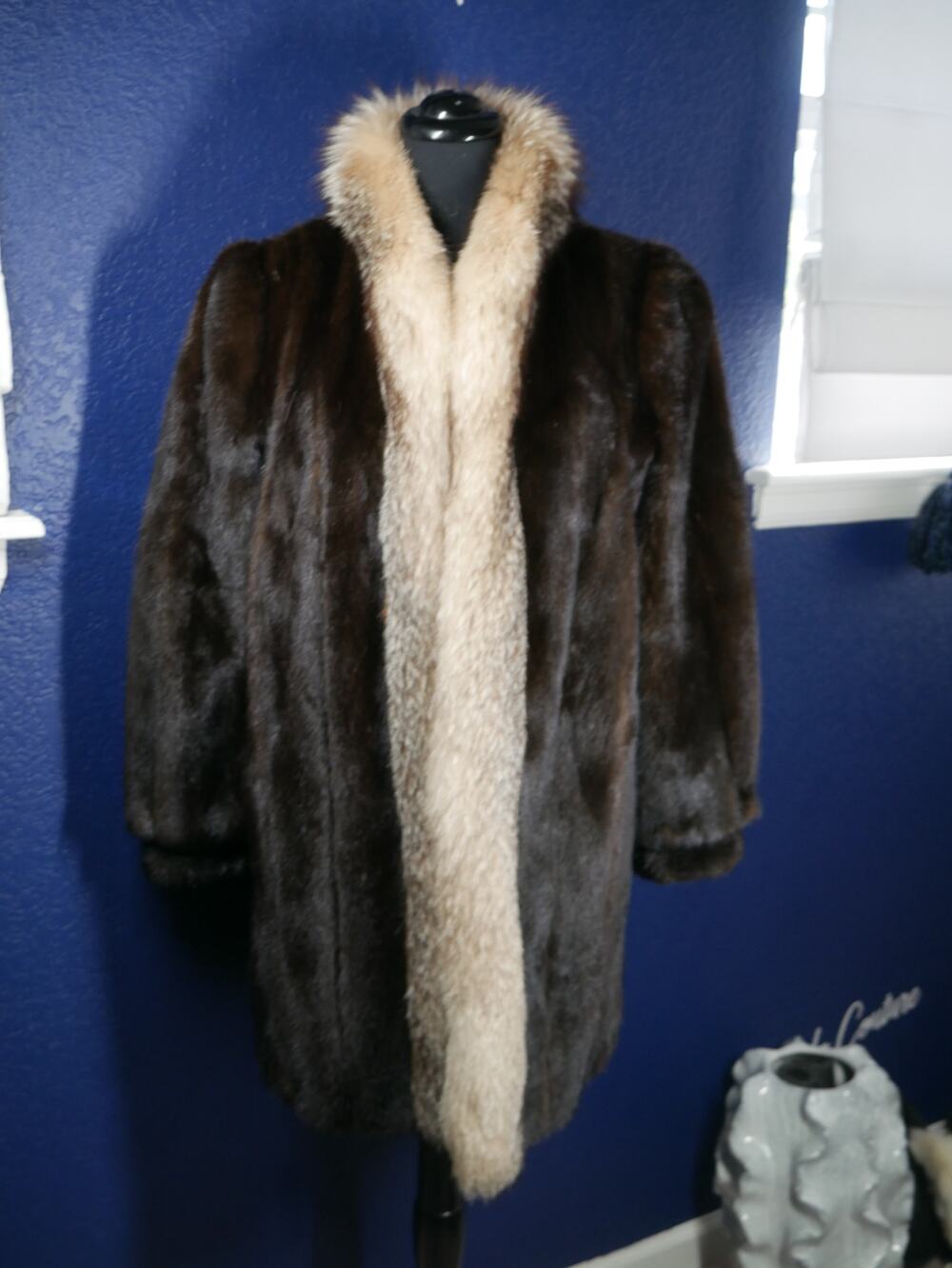 Luxurious Mink & Crystal Fox Fur Coat Jacket